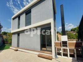 New home - Houses in, 350.00 m², new, Calle de la Garrotxa