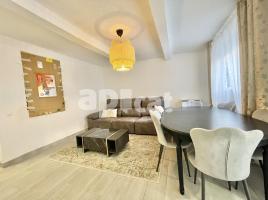 Piso, 120.00 m², cerca de bus y tren