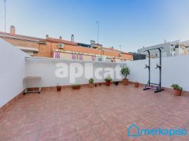 Piso, 93.00 m², cerca de bus y tren, El Castell-Poble Vell