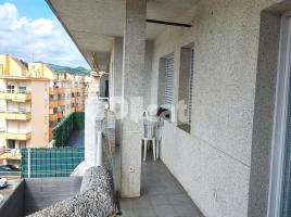 Flat, 94.00 m², near bus and train