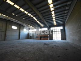 Nau industrial, 840.00 m²