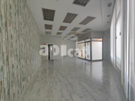 Lloguer local comercial, 97.00 m², CANTONADA CARRER MONTSERRAT