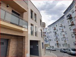 Duplex, 142.00 m², near bus and train, almost new