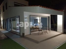 Casa (unifamiliar aïllada), 240.00 m², prop de bus i tren, seminou, Castelloli