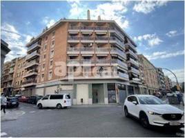 For rent business premises, 742.00 m²