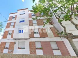 Piso, 72.00 m², cerca de bus y tren