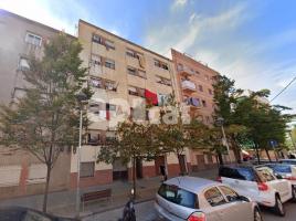 Piso, 60.00 m², cerca de bus y tren