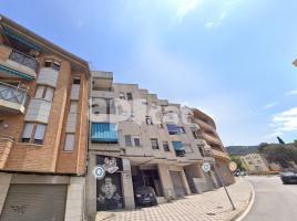 Flat, 124.00 m², near bus and train