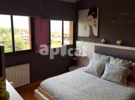 Alquiler dúplex, 130.00 m², cerca de bus y tren, seminuevo