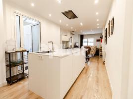 Piso, 107.00 m², cerca bus y metro, El Poblenou