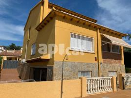 Casa (unifamiliar aïllada), 255.00 m², prop de bus i tren, seminou, El Vendrell