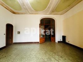 Property Vertical, 1115.00 m², Centre