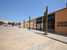 Alquiler local comercial, 246.00 m²