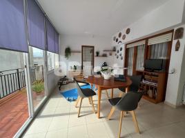 Piso, 168.00 m², cerca de bus y tren