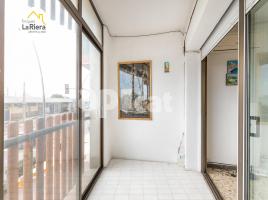 Flat, 125.00 m², near bus and train