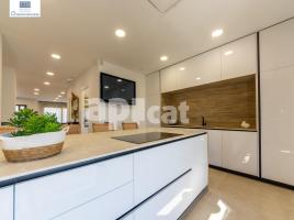 Casa (unifamiliar aïllada), 327.00 m², prop de bus i tren, seminou, Vilafortuny