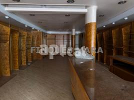 Lloguer local comercial, 181.00 m², Plaça Catalunya - Vinyets