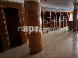 Lloguer local comercial, 181.00 m², Plaça Catalunya - Vinyets