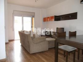 Apartamento, 67.00 m², cerca de bus y tren, seminuevo, Mollerussa