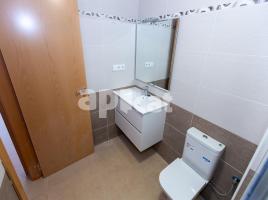 Apartament, 56.00 m², prop de bus i tren, nou, Centro