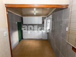 Casa (unifamiliar aislada), 113.00 m², cerca de bus y tren, Centro