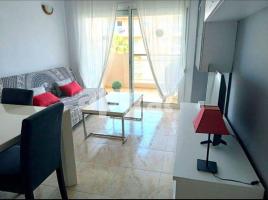 Apartament, 62.00 m², حافلة قرب والقطار