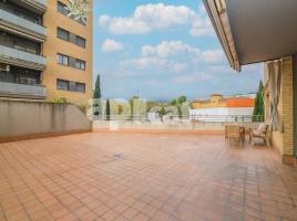 Flat, 95.00 m², near bus and train