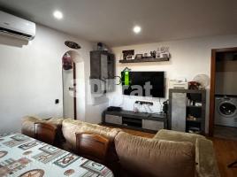 Casa (unifamiliar aïllada), 49.00 m², prop de bus i tren, Vilanova del Vallès