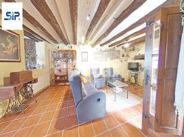 Houses (detached house), 400.00 m², near bus and train, Clariana