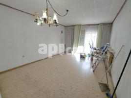 Casa (unifamiliar aislada), 145.00 m², cerca de bus y tren, Sant Julià