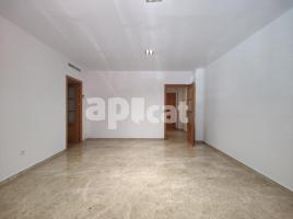 Pis, 101.00 m², prop de bus i tren, seminou, Poble Nou