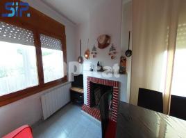 Houses (detached house), 83.00 m², near bus and train