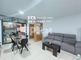 Apartament, 109 m², 九成新, Zona