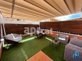  (unifamiliar adossada), 146.00 m², حافلة قرب والقطار, جديد تقريبا, Calle Anselm Clavè