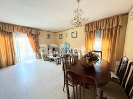 Flat, 102.00 m², near bus and train, Calle Riu Besòs