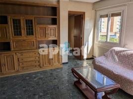 Piso, 100.00 m², cerca de bus y tren, Calle Rovira i Virgili