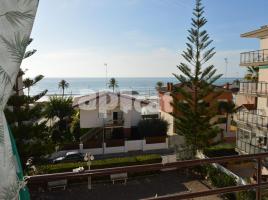 Flat, 74.00 m², near bus and train