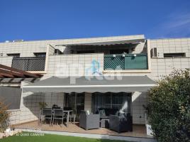 Houses (terraced house), 159.00 m², Calle Montserrat Roig