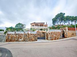 Casa (unifamiliar aislada), 223.00 m², cerca de bus y tren, seminuevo, Castellet i la Gornal