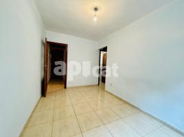 Flat, 40.00 m², near bus and train