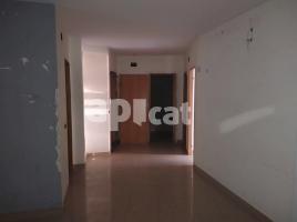 Pis, 91.00 m², prop de bus i tren, seminou