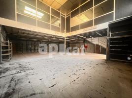 Lloguer nau industrial, 600.00 m²