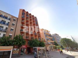 Flat, 63.00 m², near bus and train, Nucli Urbà