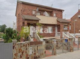 Houses (terraced house), 136.00 m², near bus and train, Sant Vicenç Dels Horts