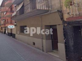 Flat, 98.00 m², near bus and train