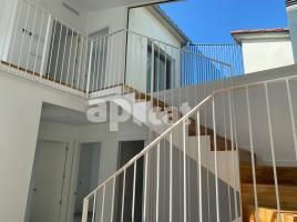 Houses (detached house), 255.00 m², near bus and train, new, Sant Feliu de Pallerols