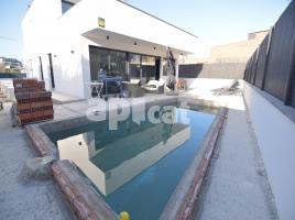 Casa (unifamiliar aislada), 221.20 m², cerca de bus y tren, nuevo, L'Aragai - Prat de Vilanova