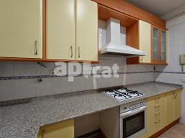 Piso, 110.00 m², cerca de bus y tren, Princep de Viana-Clot