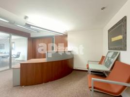 , 176.95 m², Universitat