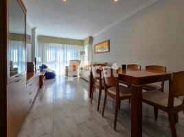 Piso, 137.00 m², cerca de bus y tren